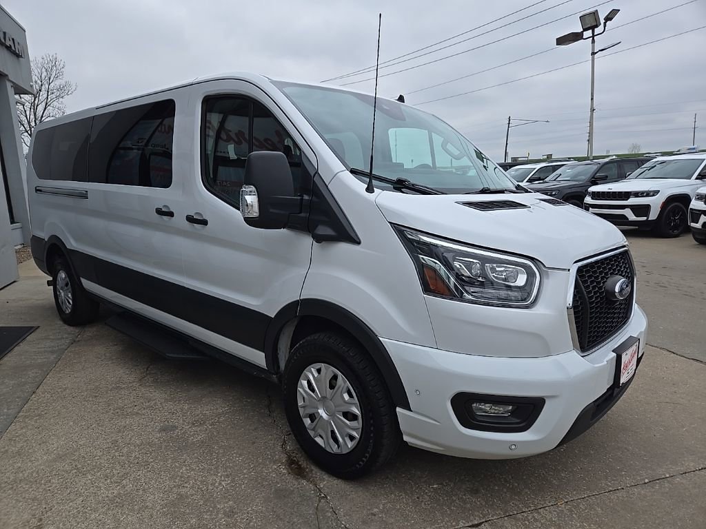 Used 2023 Ford Transit 350 XLT RWD image 12