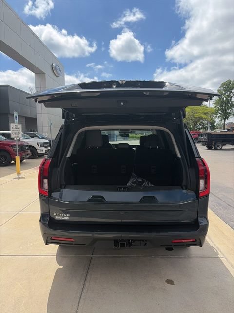 New 2026 Ford Expedition Active AWD/4WD image 12