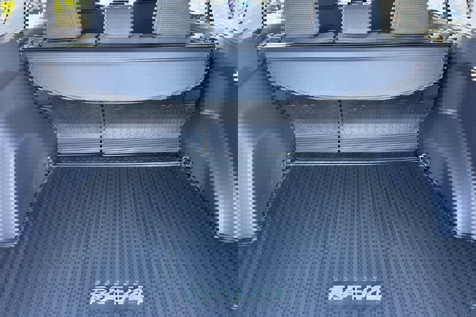 New 2025 Toyota RAV4 LE image 18