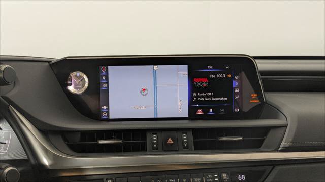 Used 2019 Lexus ES 300h w/ Premium Package FWD image 30