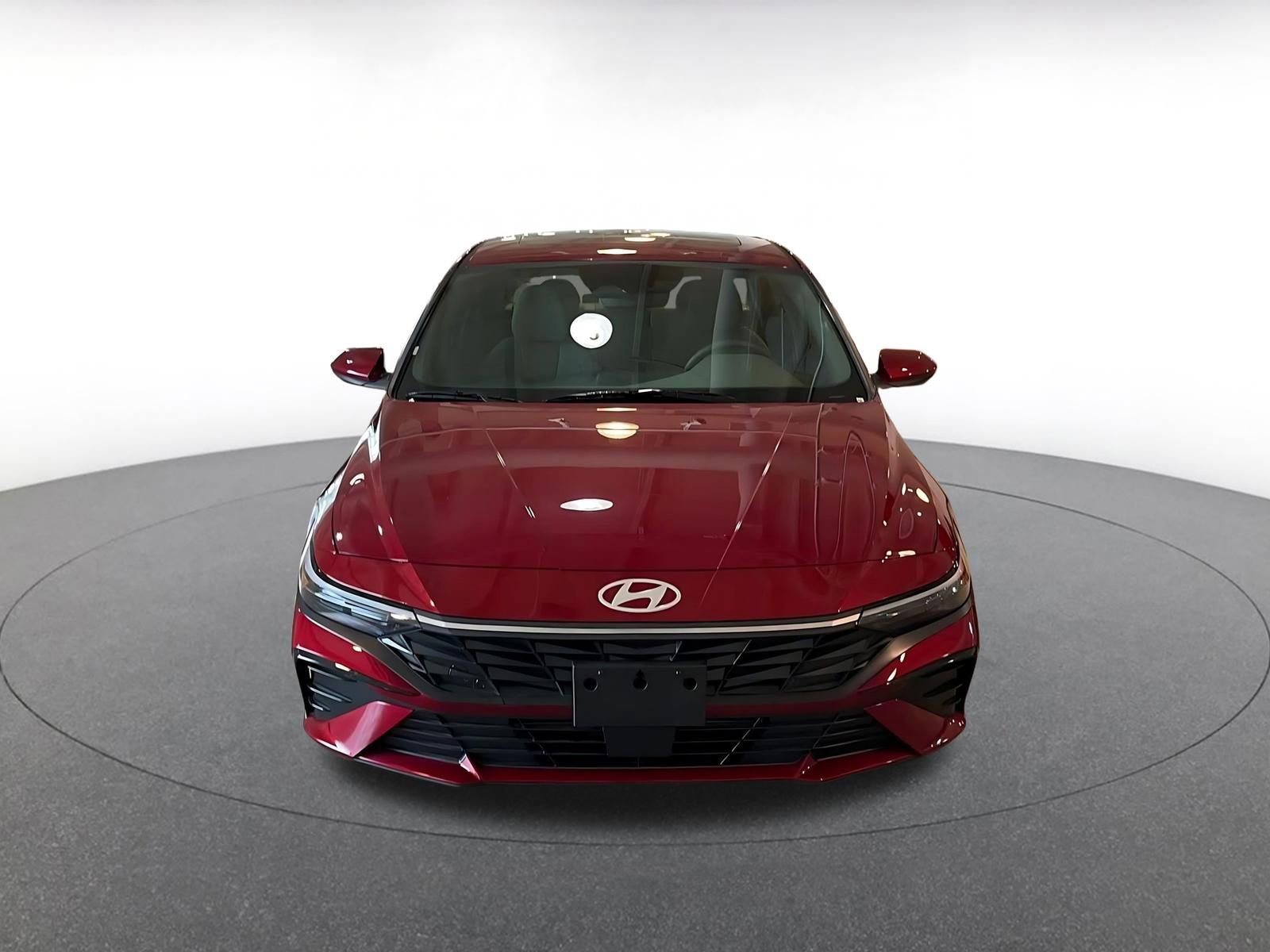 Used 2025 Hyundai Elantra SEL image 4