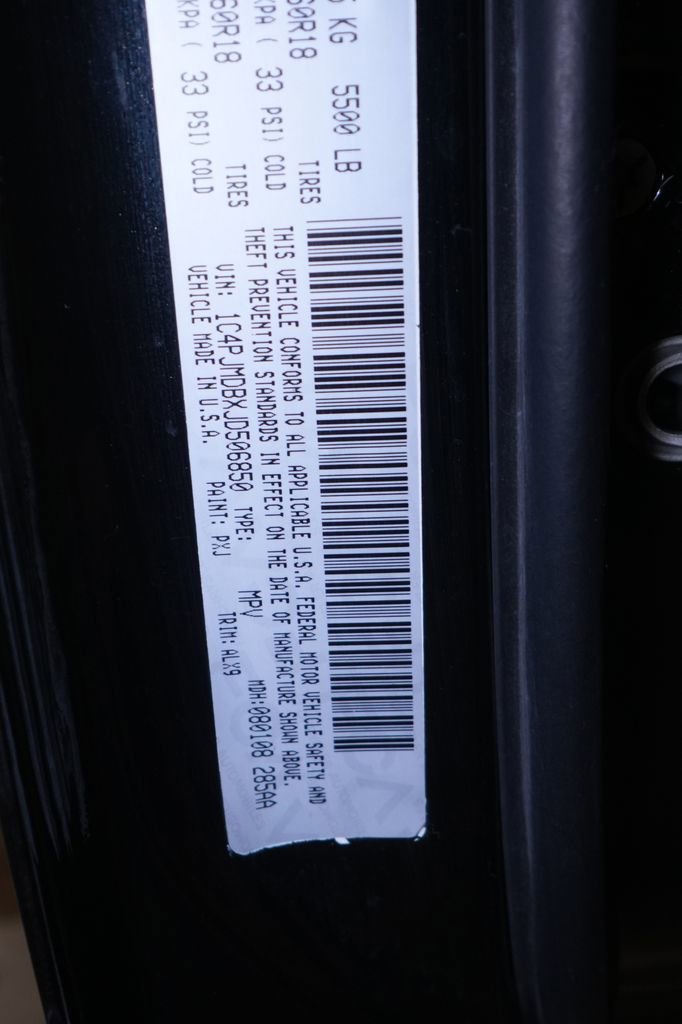 Used 2018 Jeep Cherokee Limited image 38