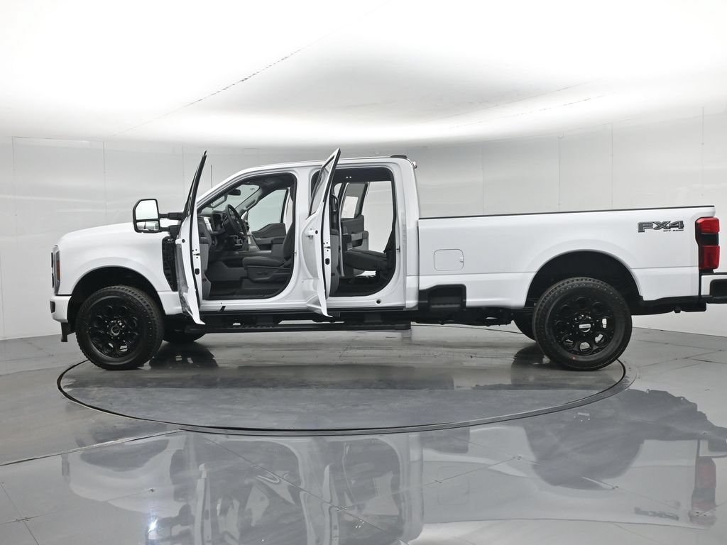 New 2026 Ford F350 XLT w/ XLT Premium Package AWD/4WD image 37