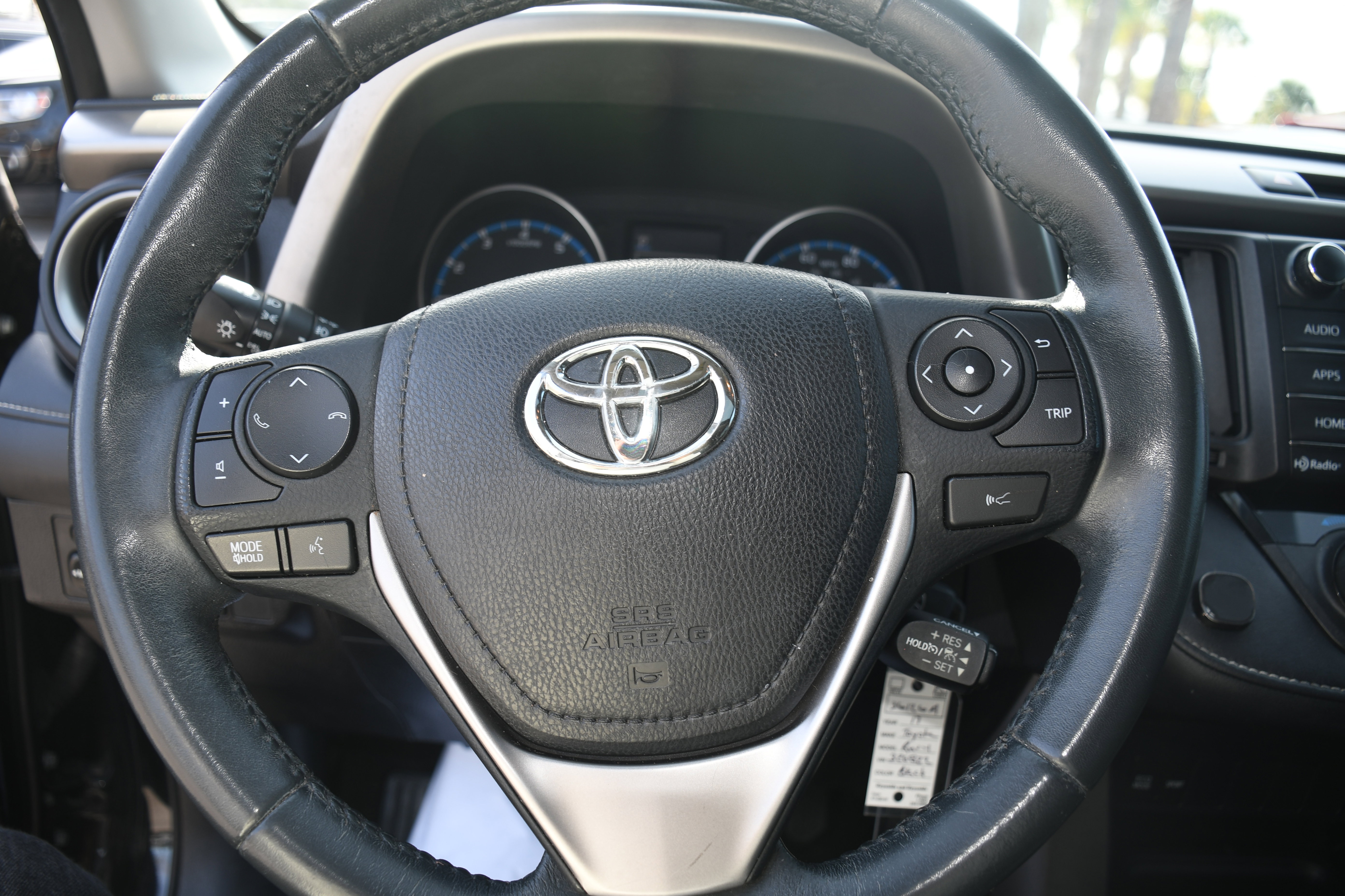 Used 2017 Toyota RAV4 XLE image 13