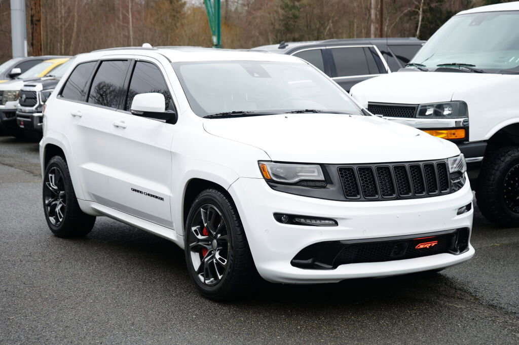 Used 2015 Jeep Grand Cherokee SRT w/ Trailer Tow Group IV image 8