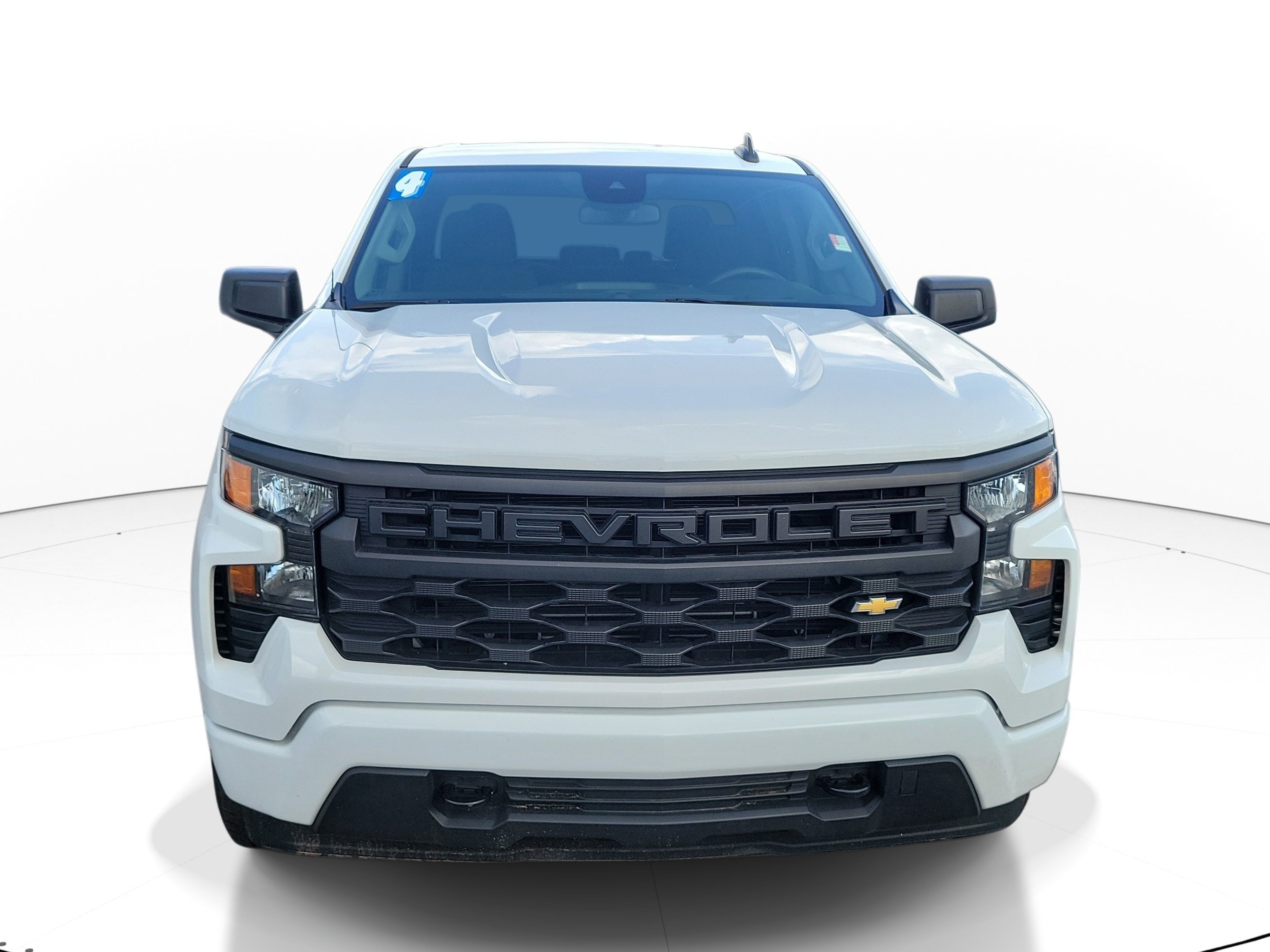 Used 2024 Chevrolet Silverado 1500 Custom RWD image 2