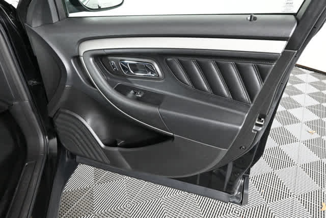 Used 2014 Ford Taurus SEL w/ Equipment Group 201A image 10