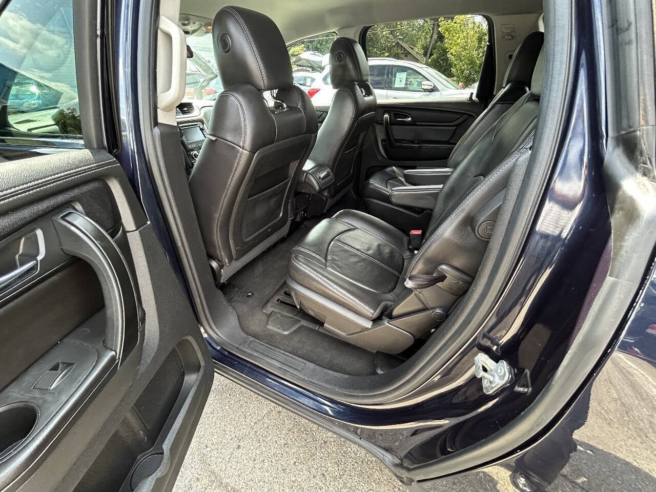 Used 2015 Chevrolet Traverse LT AWD/4WD image 6
