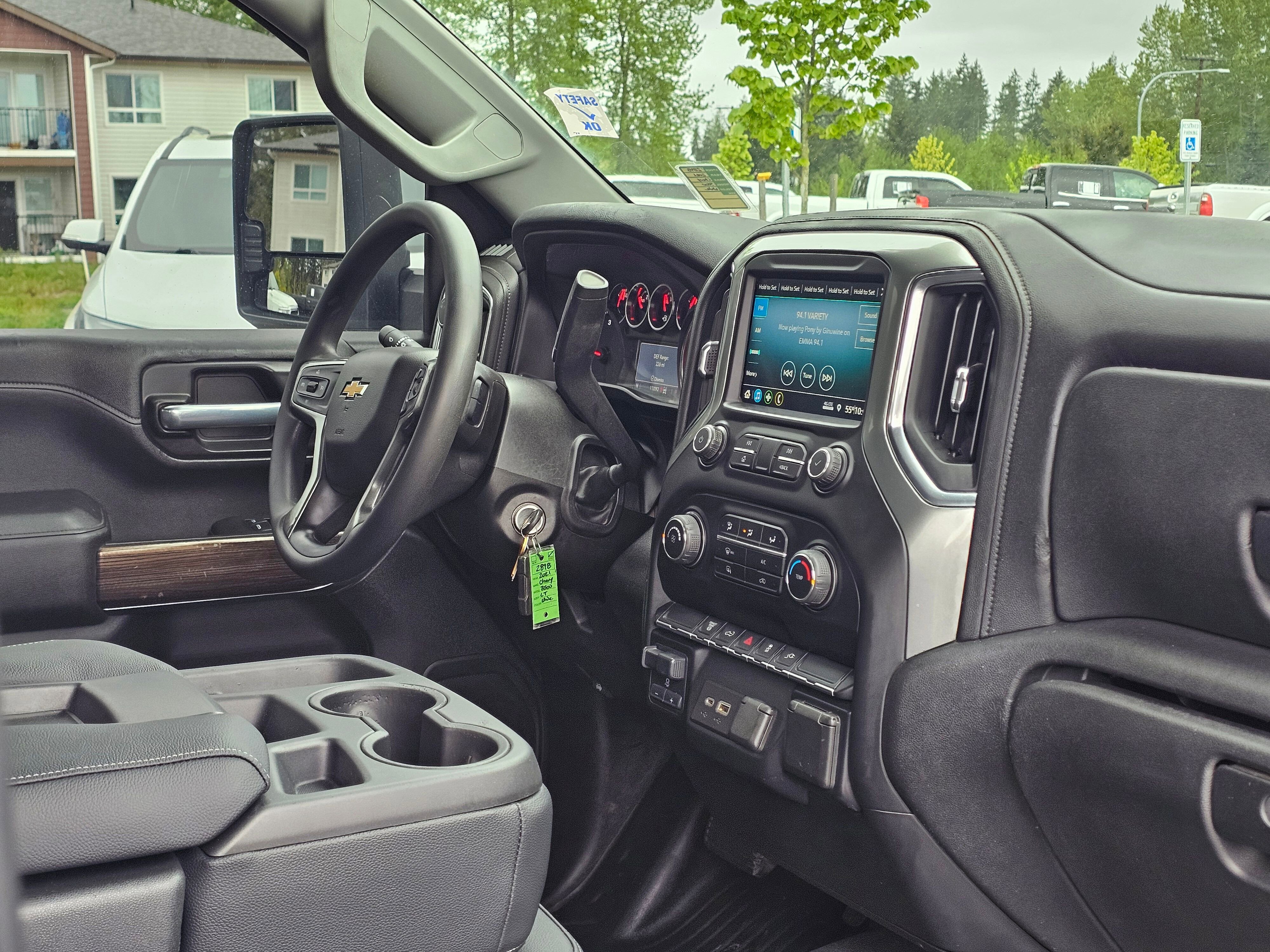 Used 2021 Chevrolet Silverado 3500 LT AWD/4WD image 32