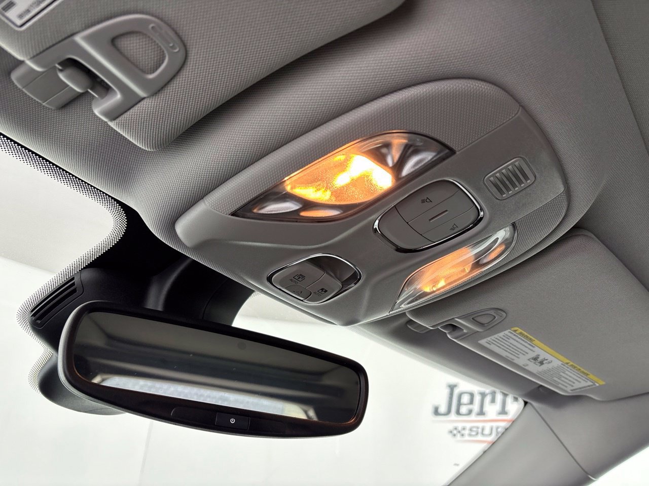 Used 2022 Jeep Compass Limited w/ Sun and Sound Group AWD/4WD image 23