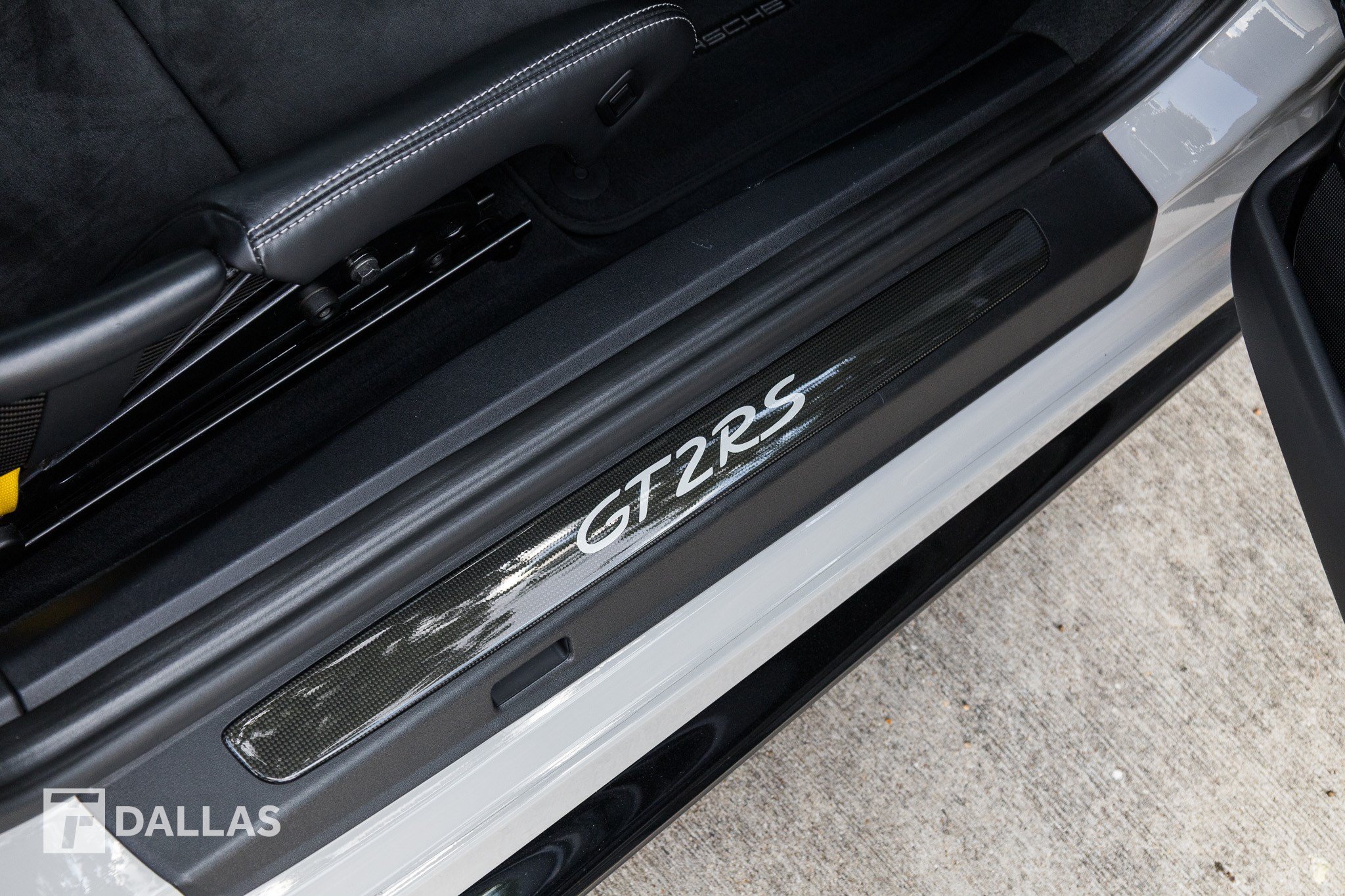 Used 2018 Porsche 911 GT2 RS RWD image 47