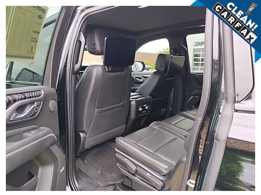 Used 2023 GMC Yukon XL Denali AWD/4WD image 46