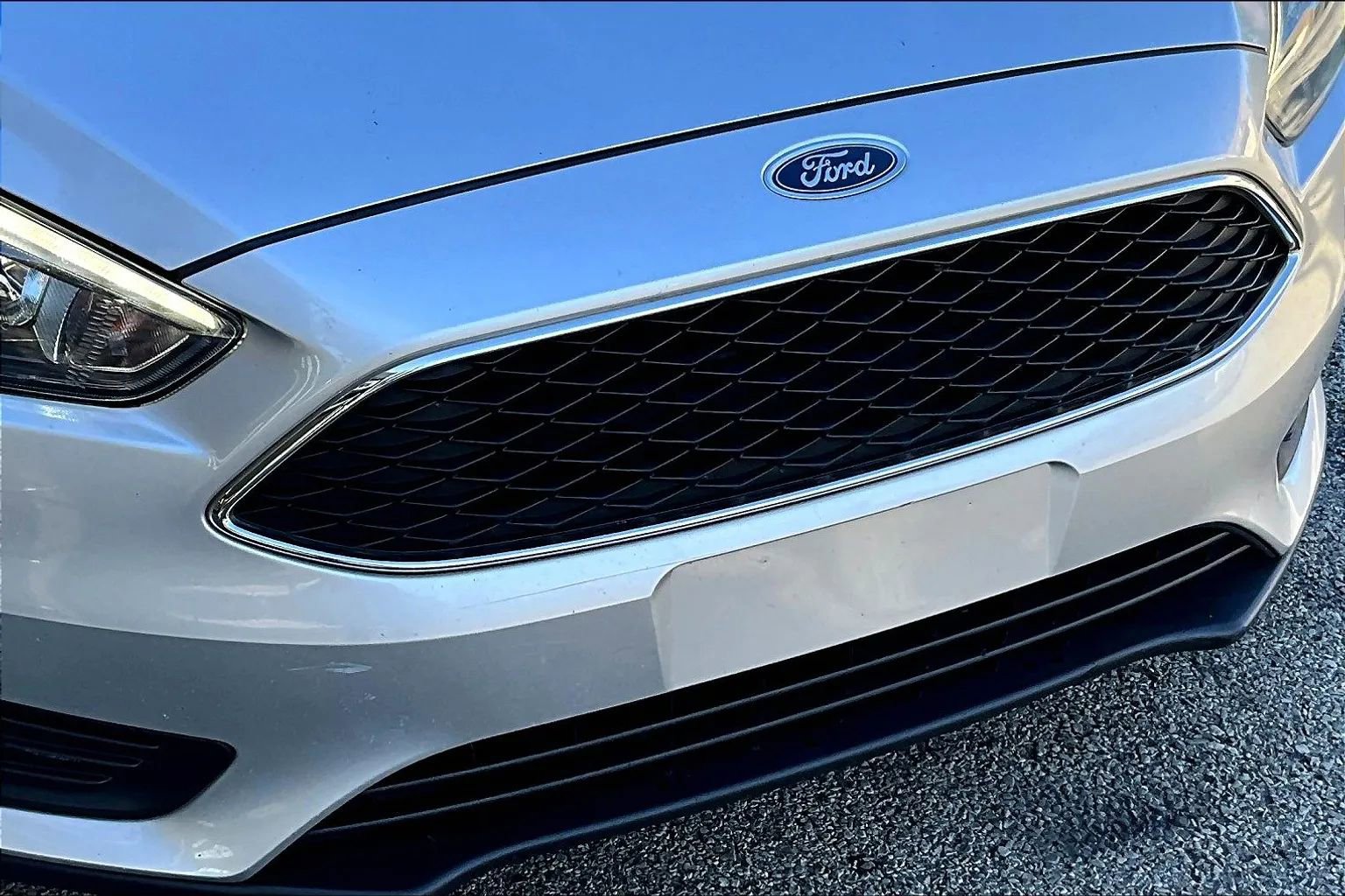 Used 2016 Ford Focus SE w/ Equipment Group 201A image 26