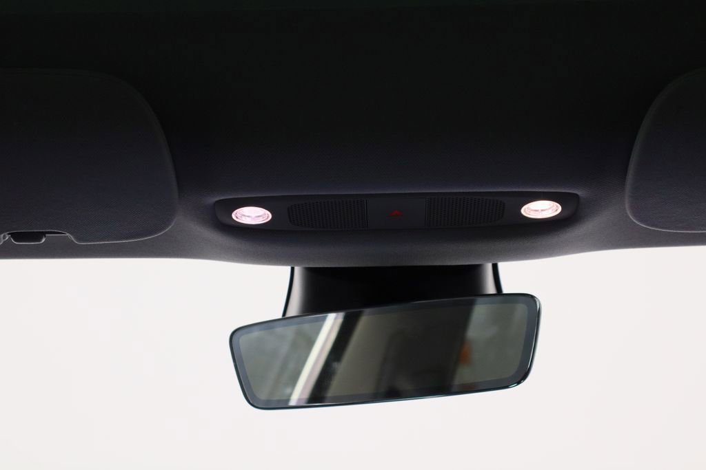 Used 2020 Tesla Model 3 Standard Range image 26