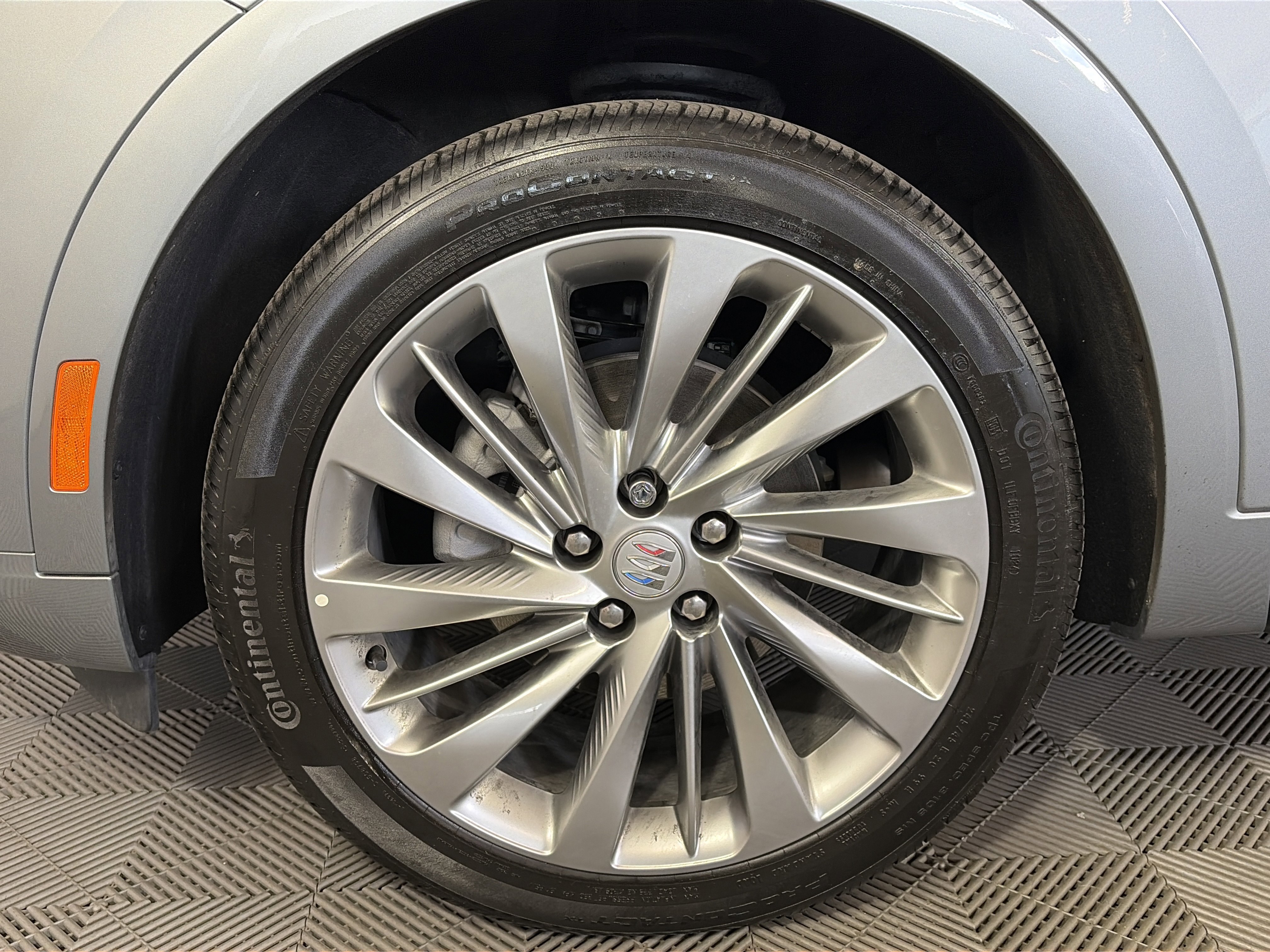 Used 2024 Buick Envision Avenir image 12