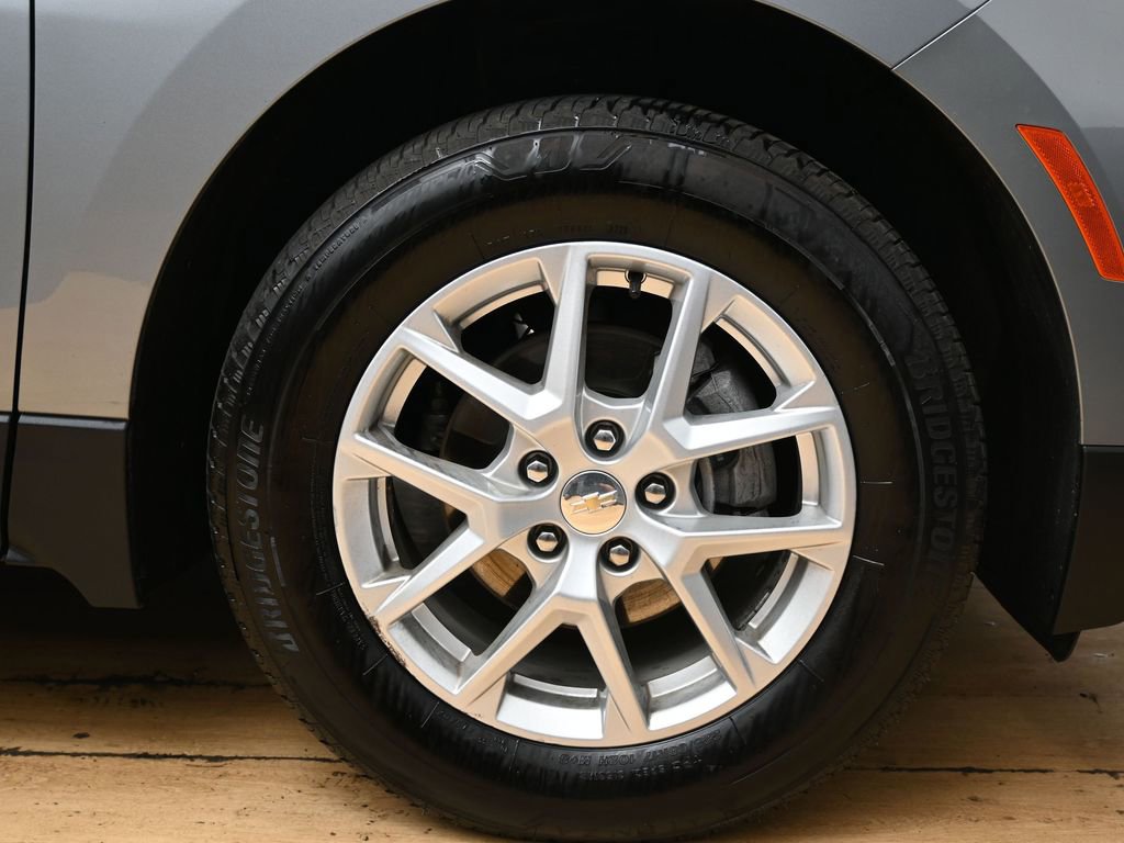 Used 2024 Chevrolet Equinox LS FWD image 12