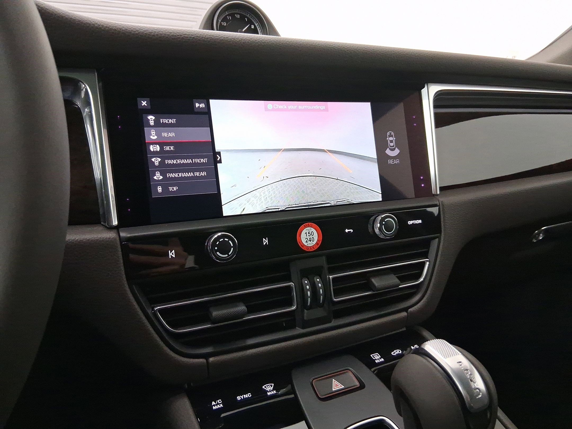 Used 2026 Porsche Macan image 27