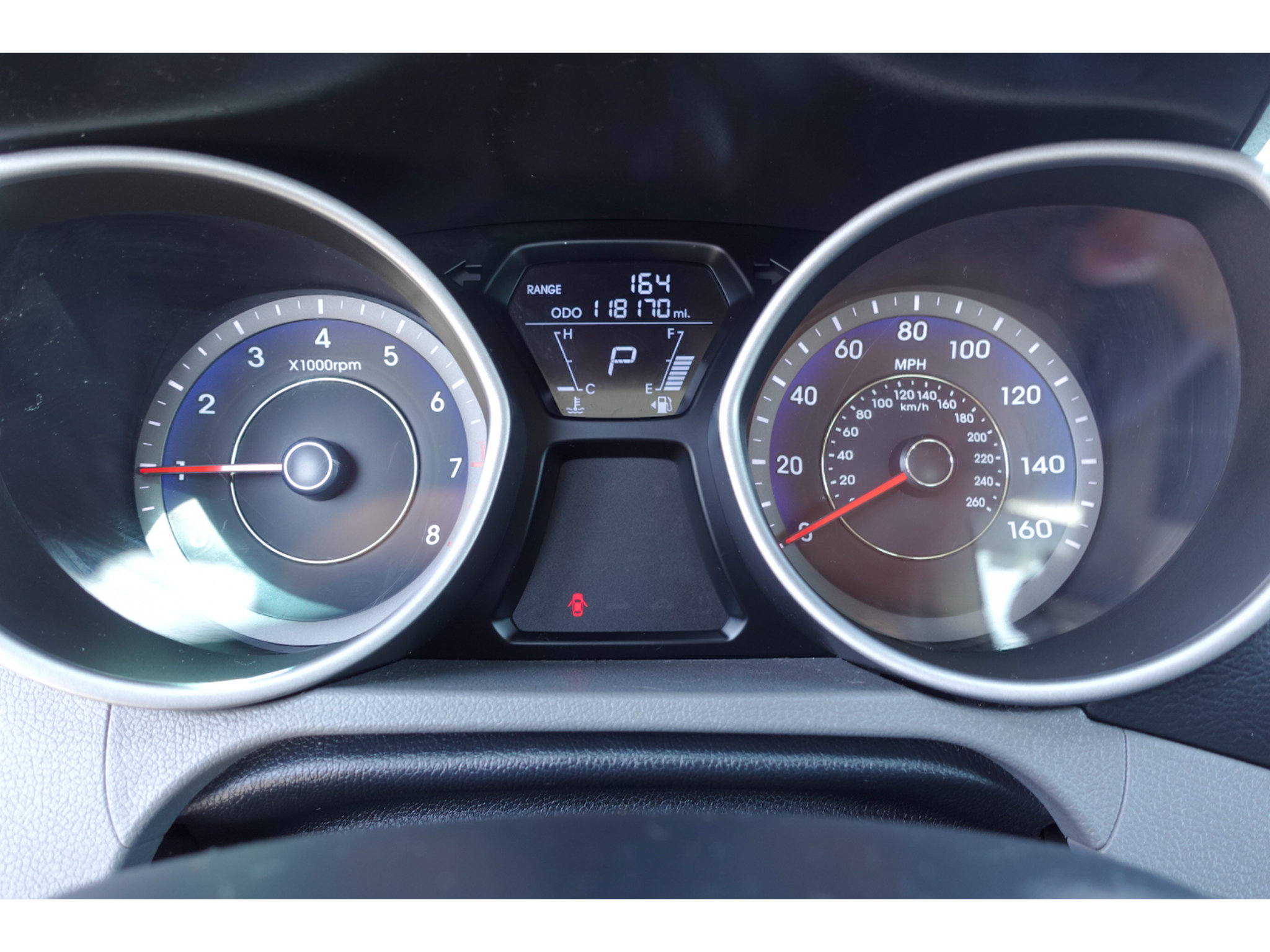 Used 2013 Hyundai Elantra FWD image 17