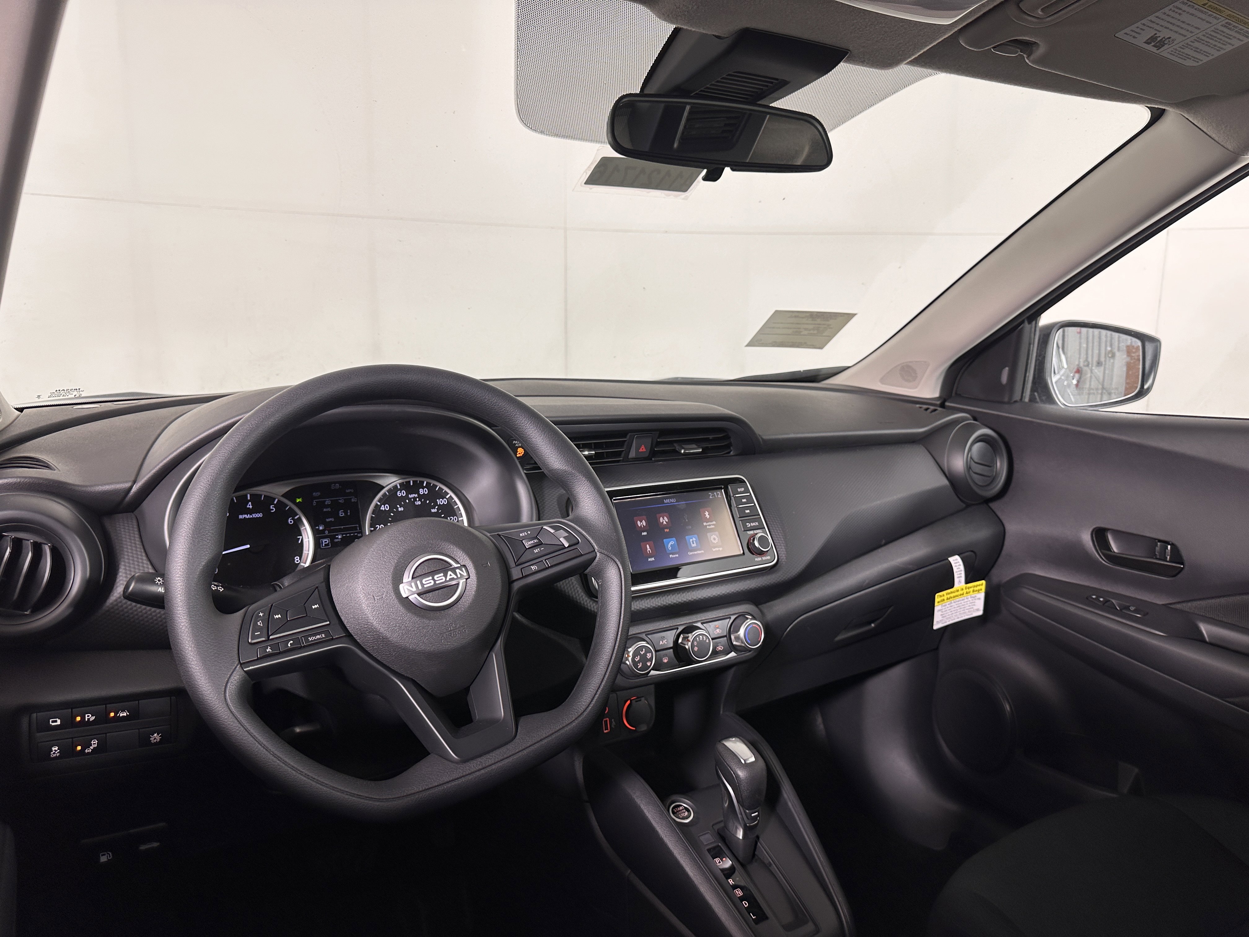 New 2025 Nissan Kicks Play S image 37