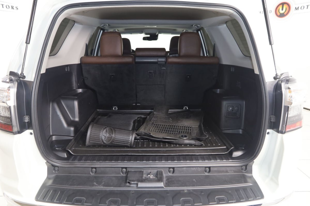 Used 2023 Toyota 4Runner Limited AWD/4WD image 47