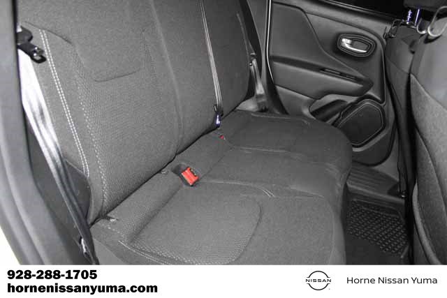 Used 2023 Jeep Renegade Altitude w/ Sun/Sound Group image 9