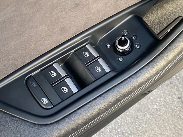 Used 2018 Audi S4 Premium Plus w/ Navigation Package image 11