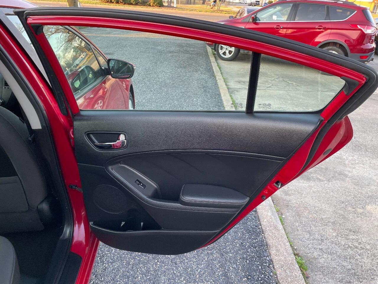 Used 2014 Kia Forte LX w/ Popular Package image 32