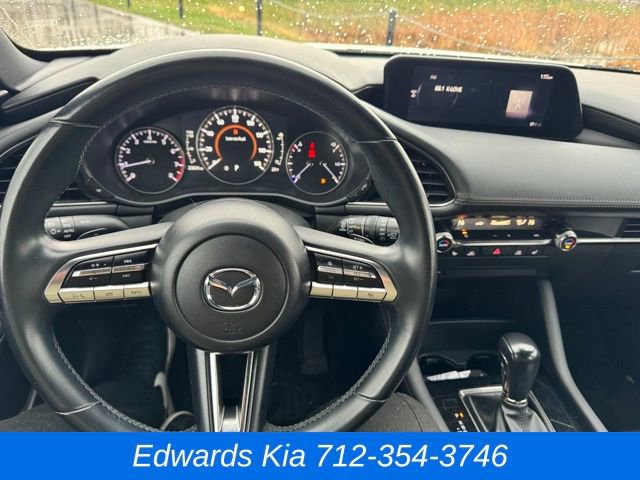 Used 2019 MAZDA MAZDA3 Hatchback w/ Premium Package image 12