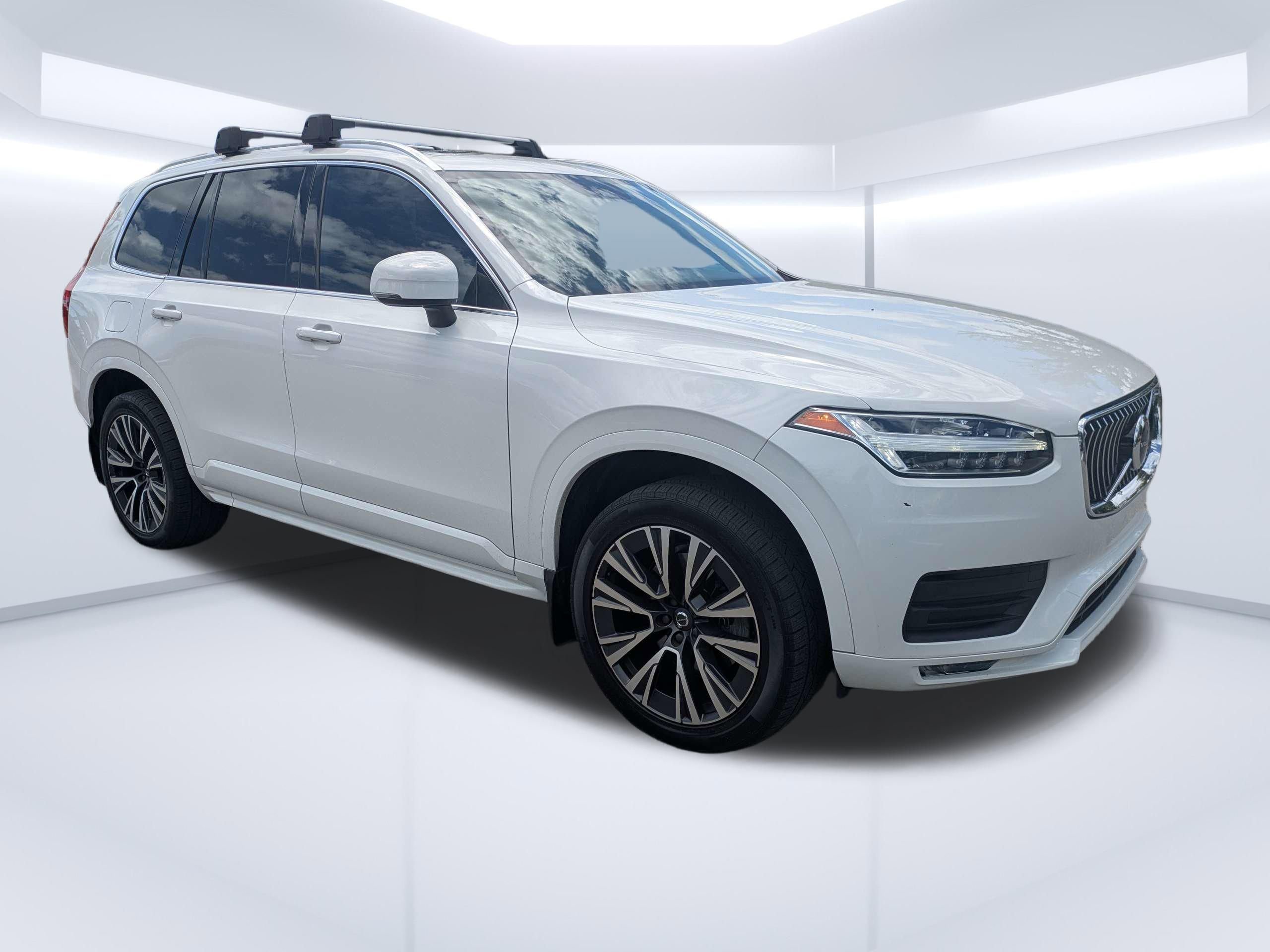 Used 2020 Volvo XC90 T5 Momentum w/ Protection Package FWD image 1