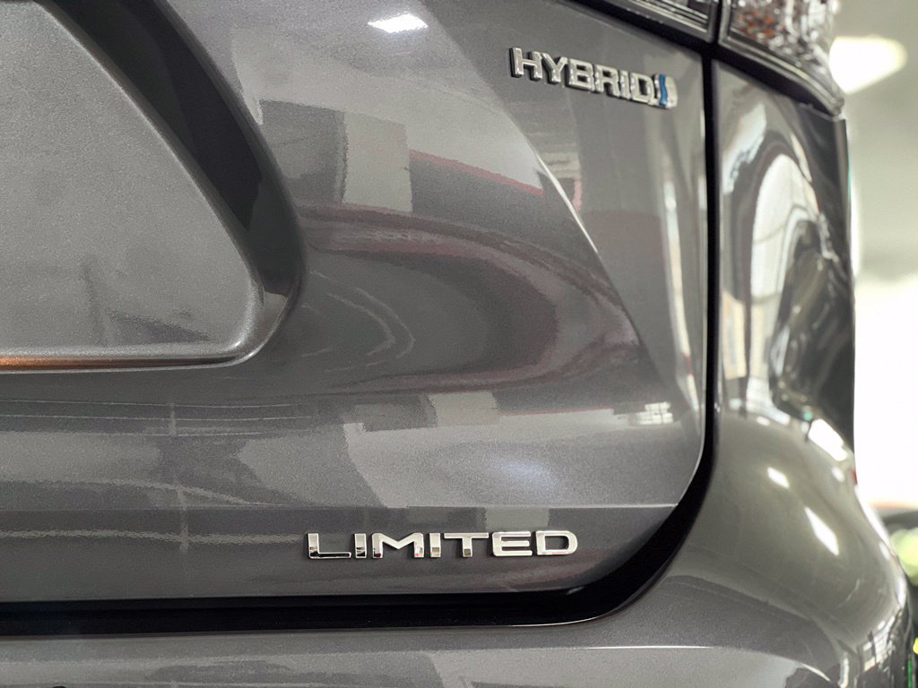 Used 2023 Toyota Highlander Limited AWD/4WD image 10