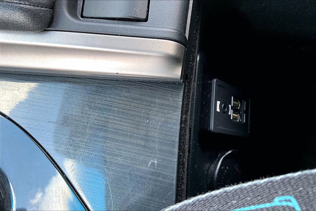 Used 2016 Lexus GS 200t image 14