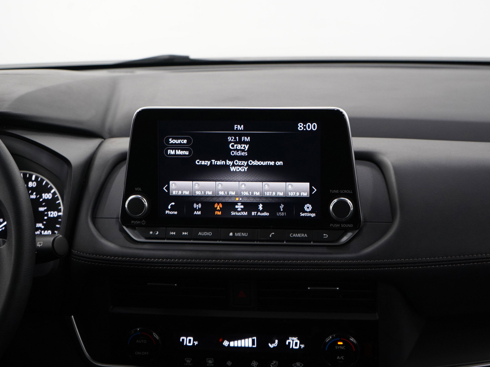 Used 2024 Nissan Rogue SV image 14