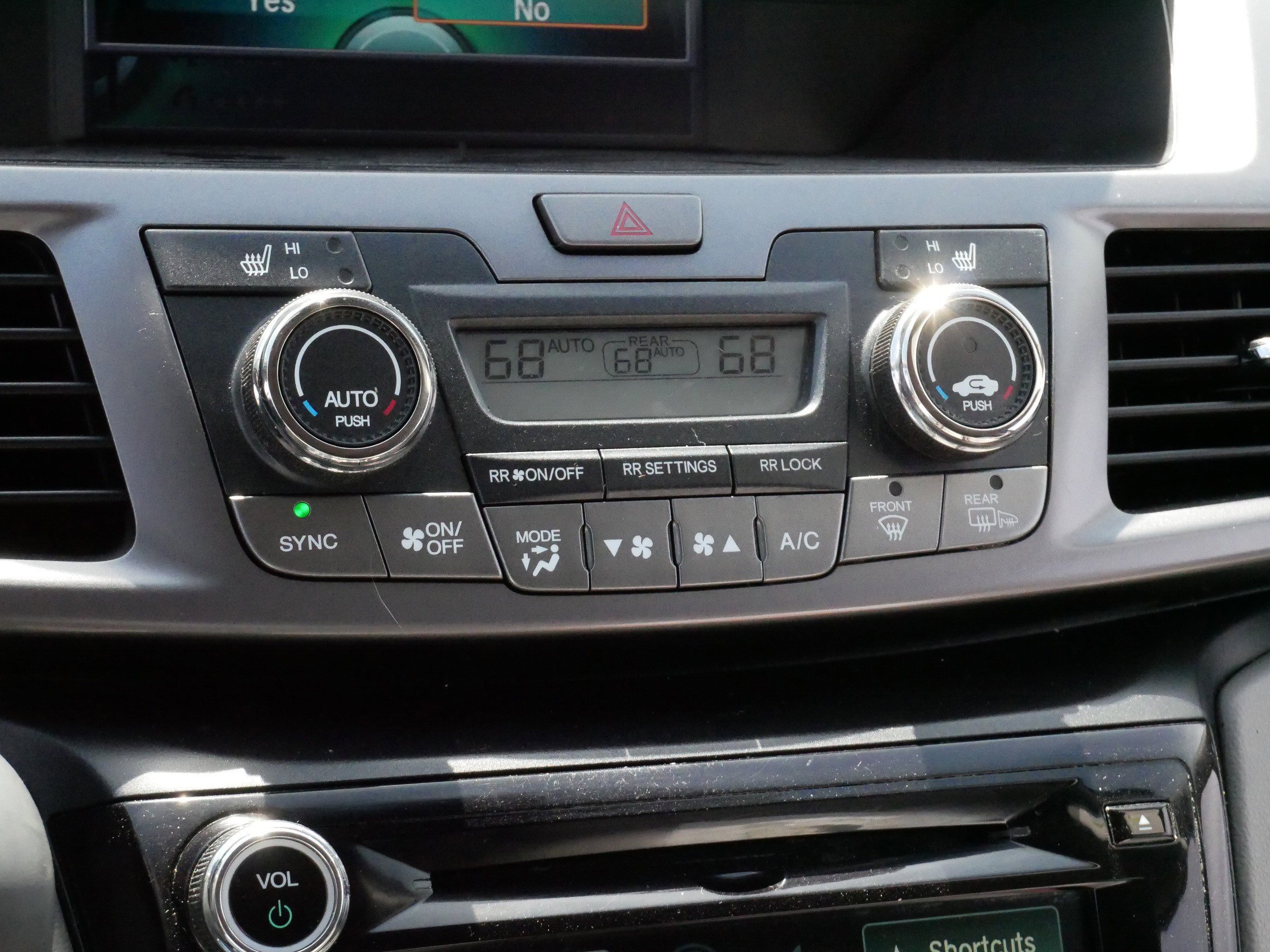 Used 2014 Honda Odyssey EX-L image 22