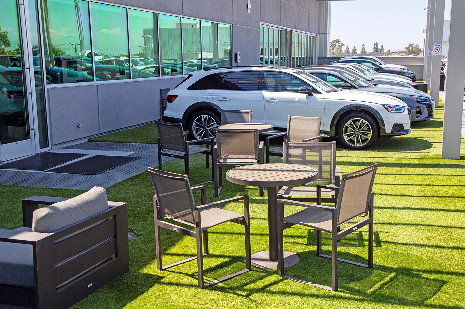 Used 2024 Lucid Air Touring image 29