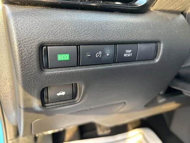 Used 2024 Nissan Sentra SV image 19