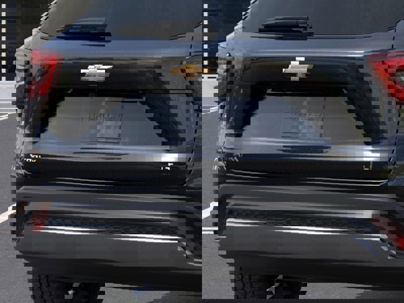 New 2026 Chevrolet Trax LT w/ Driver Confidence Package image 14