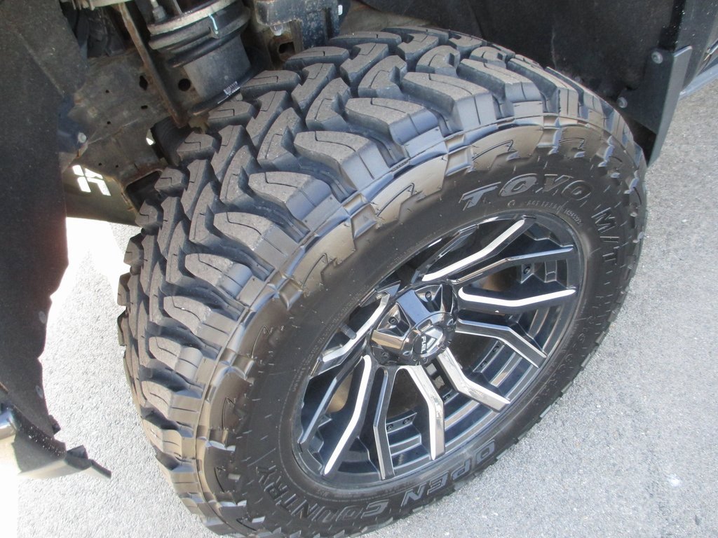 Used 2021 Chevrolet Silverado 1500 RST image 11