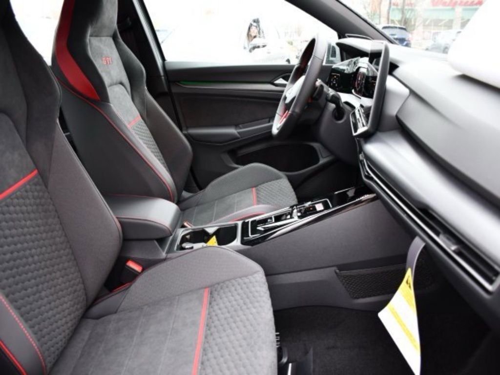 New 2026 Volkswagen GTI SE FWD image 28