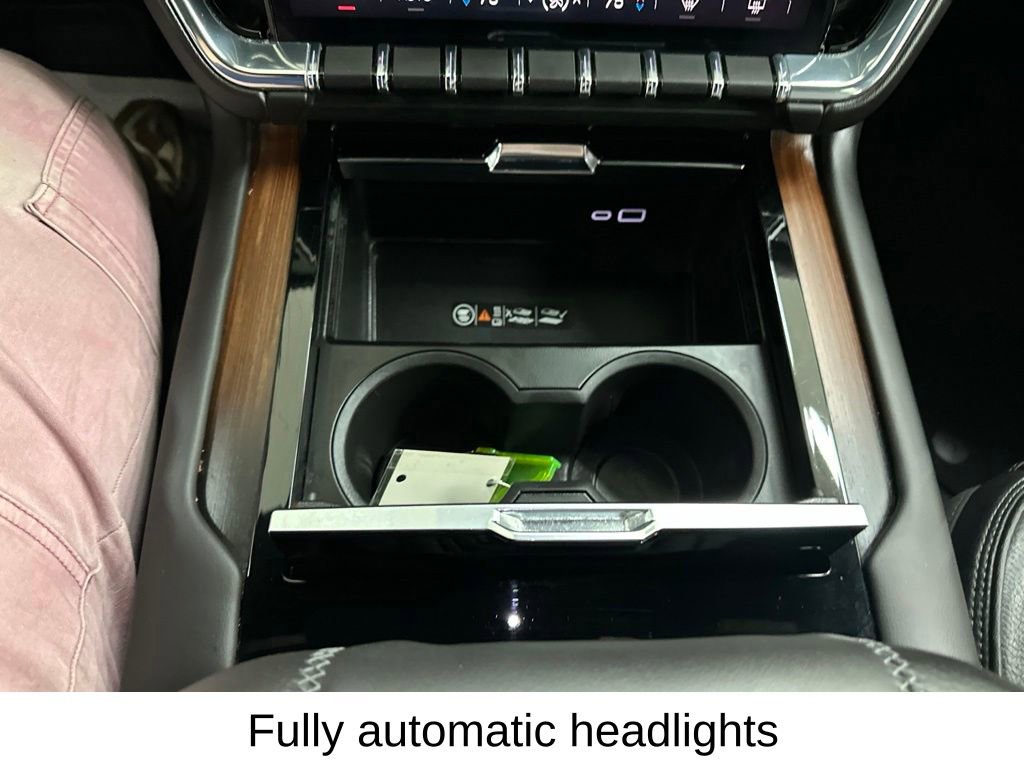 Certified 2025 GMC Yukon Denali AWD/4WD image 47