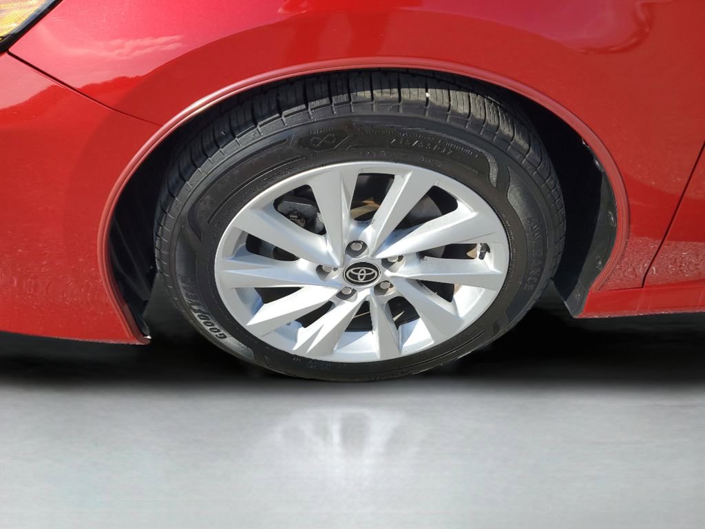 Used 2023 Toyota Camry LE image 10