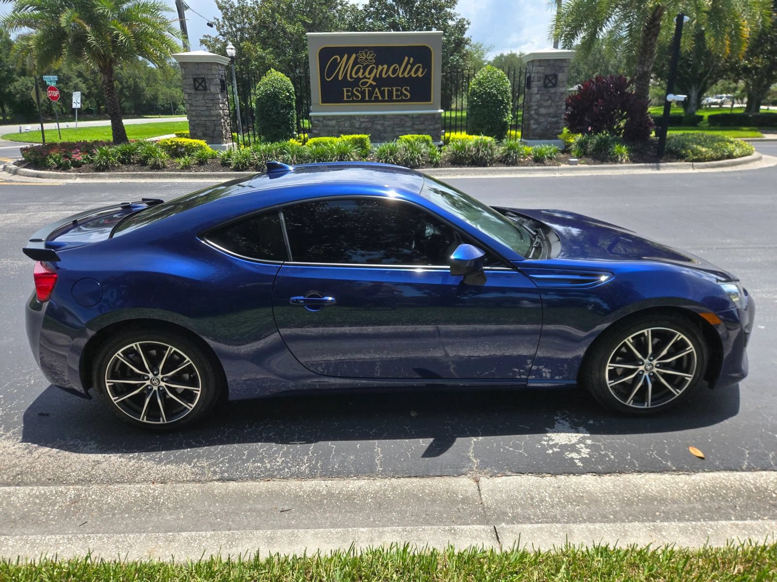 Used 2019 Toyota 86 RWD image 4