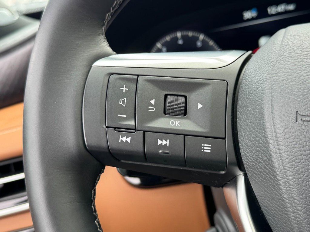 Used 2025 INFINITI QX60 Autograph w/ Cargo Package image 17