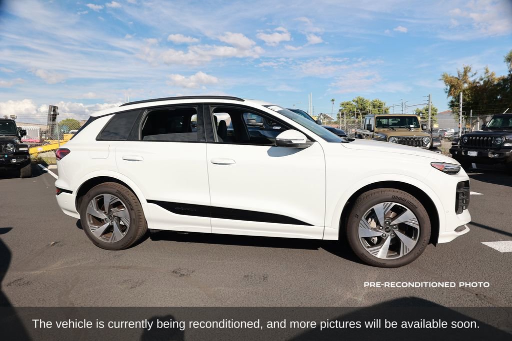 Used 2025 Audi Q6 e-tron Premium Plus w/ Premium Plus AWD/4WD image 7