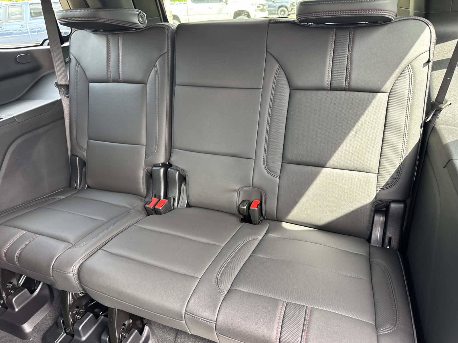 New 2026 Chevrolet Tahoe RST w/ RST Capability Package AWD/4WD image 8