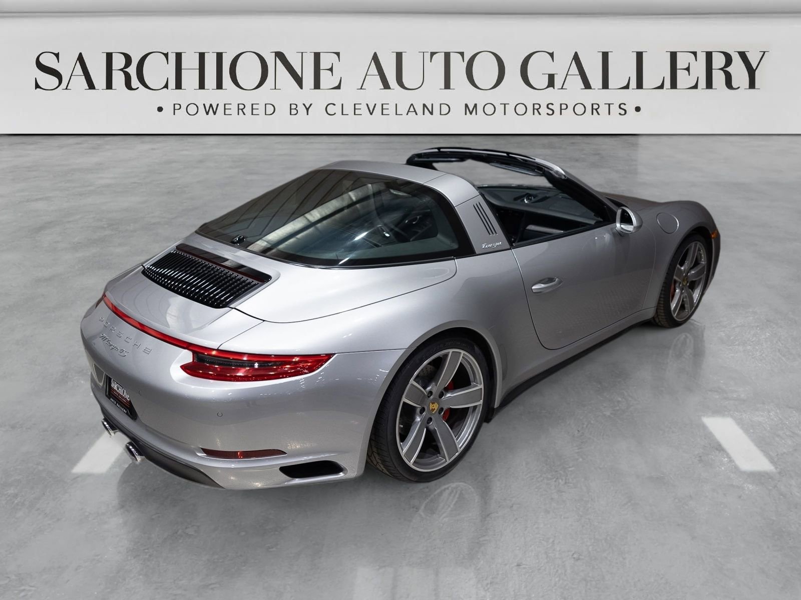 Used 2017 Porsche 911 Targa 4S AWD/4WD image 2