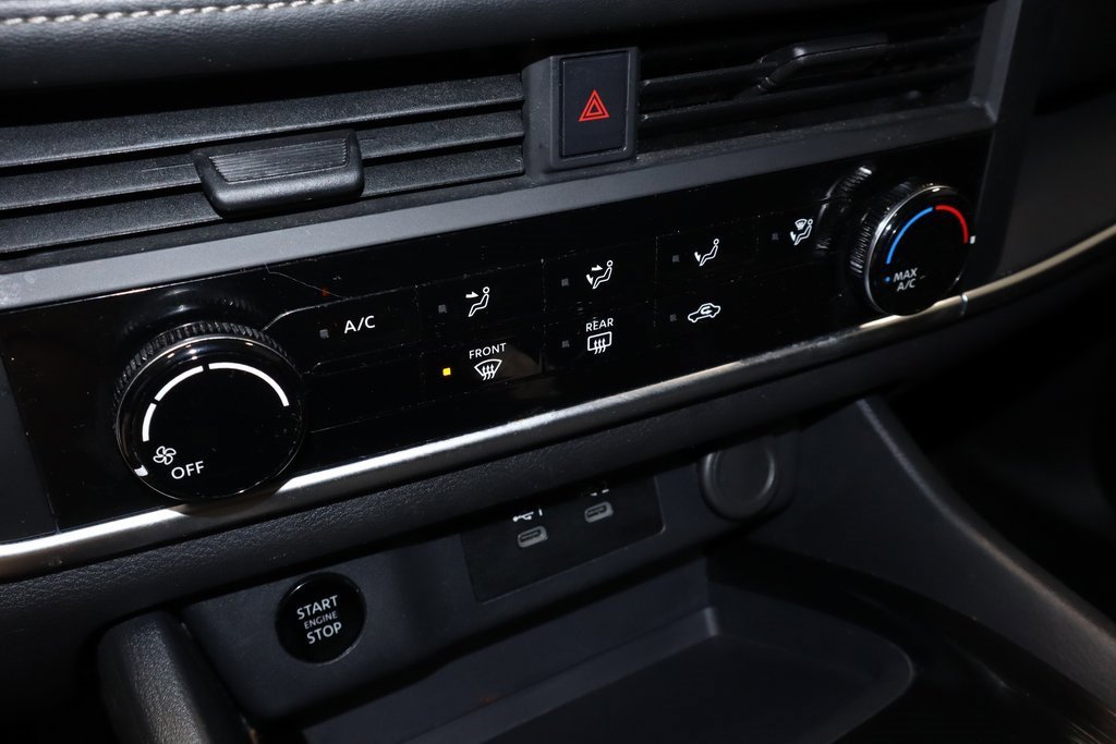 Certified 2024 Nissan Rogue S image 31