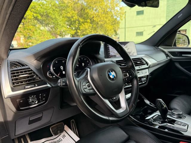 Used 2018 BMW X3 M40i image 15