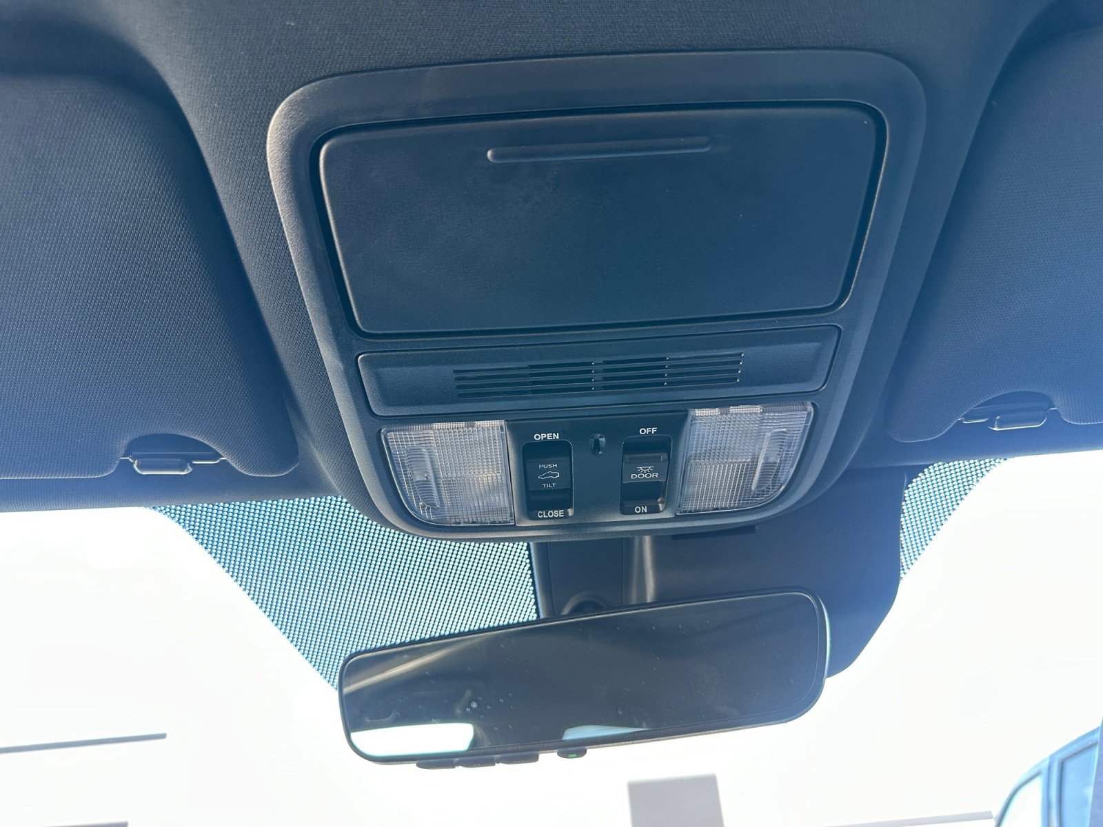 Used 2023 Honda Passport EX-L image 25