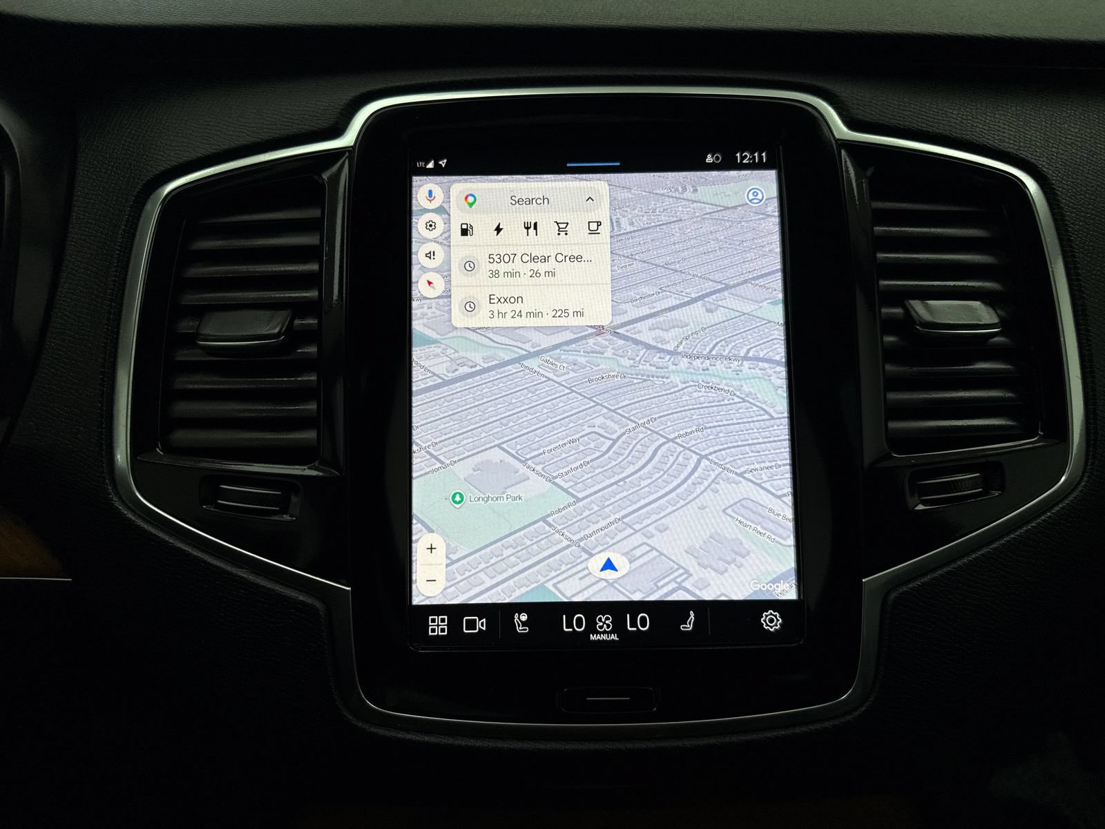 Used 2023 Volvo XC90 T8 Plus AWD/4WD image 25