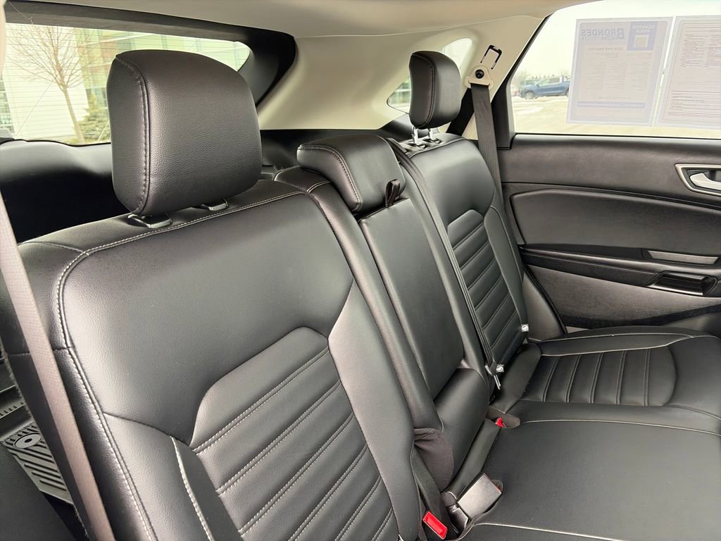 Used 2024 Ford Edge SEL w/ Convenience Package image 34